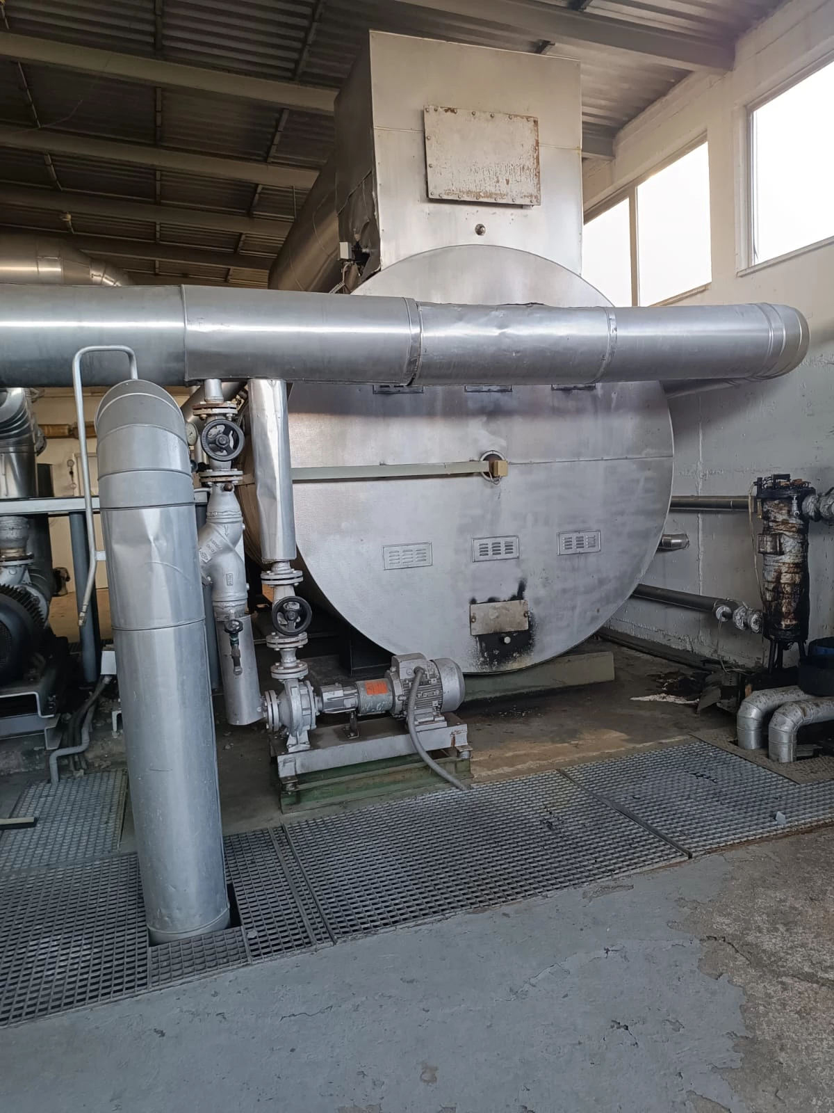 KONUS KESSEL Boiler with Burner and Osmos